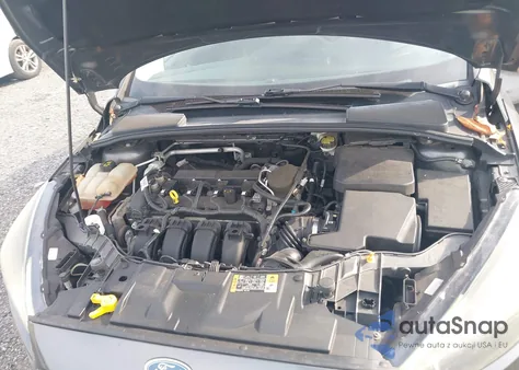 2015 Ford Focus Se из США, поврежденный, VIN 1FADP3F2XFL271281